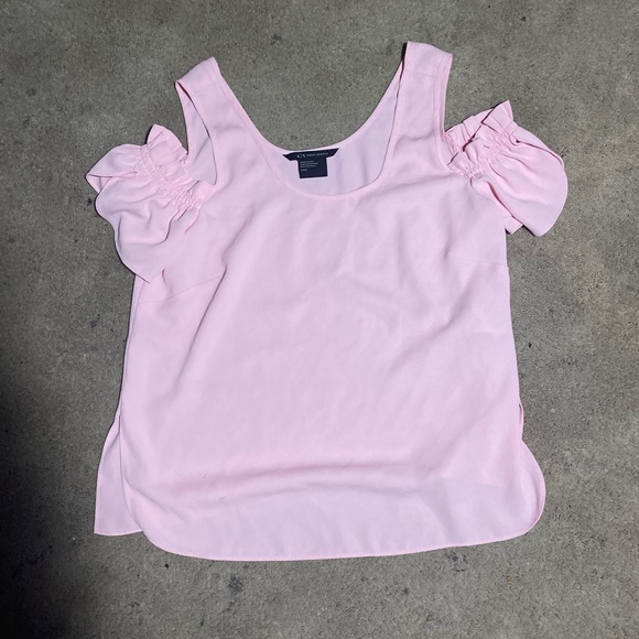 Size small - Picture 3 of 3